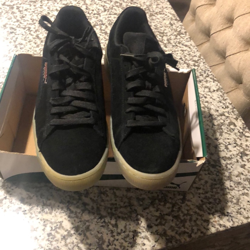 Puma Sneakers